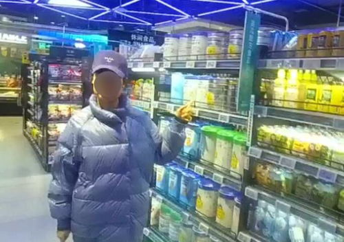 朝阳一无业男子带着大肚子媳妇偷奶粉 日用品 被抓了还挺有理